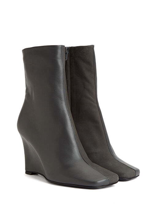 Ami Paris Kadın Bot - Görsel 3