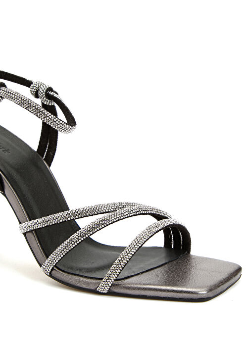 Platin Taşlı Kadın Suni Deri Sandalet - Görsel 7