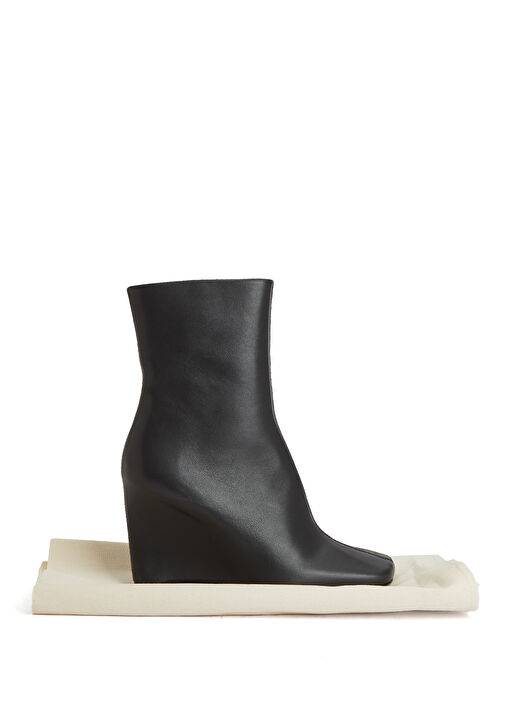 Ami Paris Kadın Bot - Görsel 7