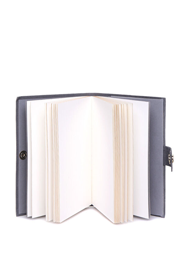 Aa Paper&Co Lila Harf Baskılı Çıtçıtlı Defter - 2