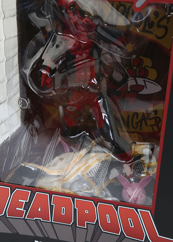 Marvel Deadpool Taco Truck PVC Statue – Diamond Select Gallery Exclusive, 10" Tall