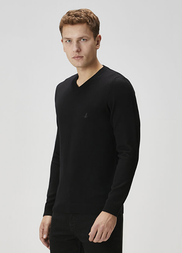 Beymen Club Black V-Neck Logo Embroidered Sweater - 2