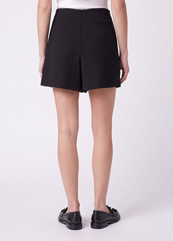 Beymen Club Mini Short Skirt With Black Stone Accessory Detail - 4