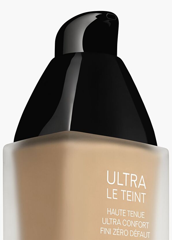 CHANEL Ultra Le Teint Fluide Foundation B40 30 ml - 2