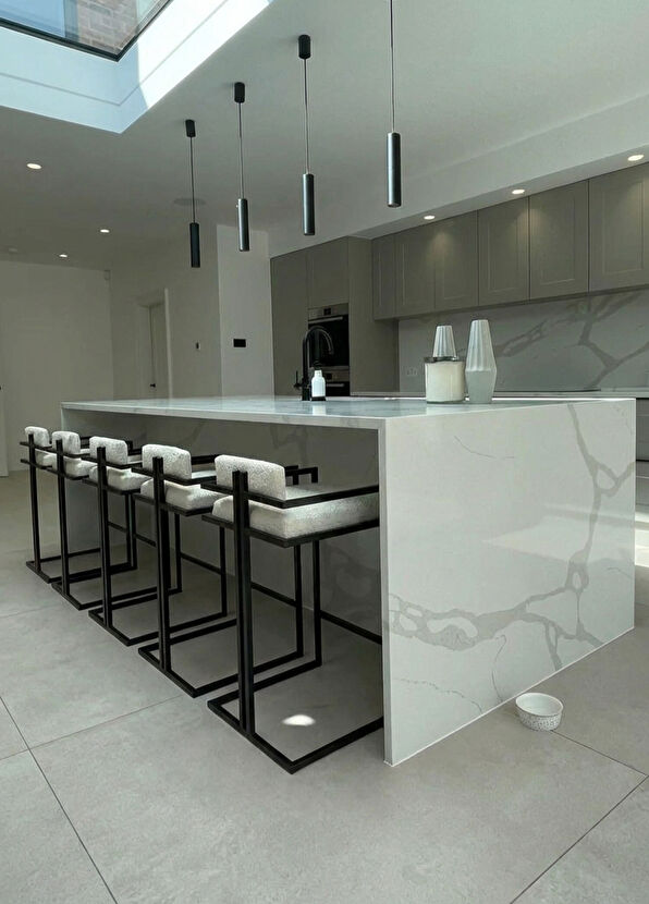 Solano Design Tush Beyaz Bar Sandalyesi - 4