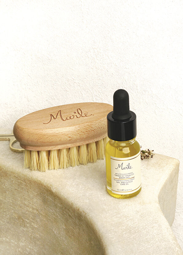 Mar'le Natural Nourishing & Strengthening Nail Brush & Nail Oil Care Kit - 2