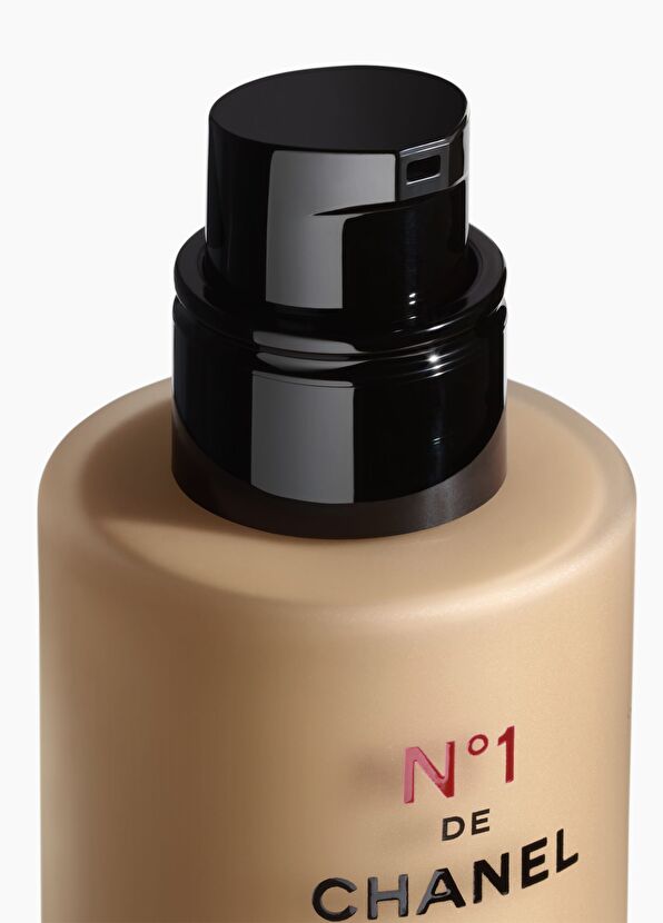 CHANEL N°1 De Chanel Revitalizing Foundation B60 30Ml - 2