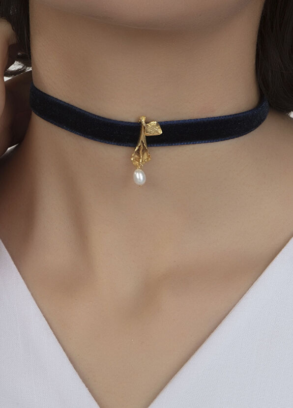 Peracas Isabella Baroque Pearl Studded 24 Karat Gold Plated Velvet Choker - 2