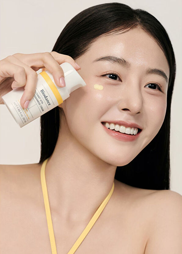 Biodance Radiant Vita Niacinamide Brightening Face Cream 50 ml - 4