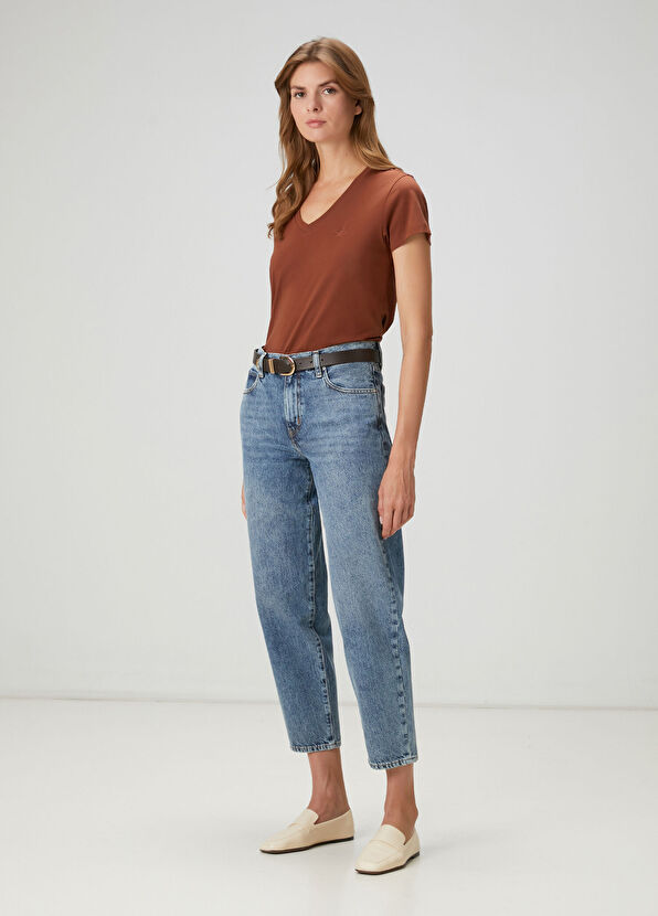 Beymen Club Light Brown V-Neck Embroidered Logo T-shirt - 2