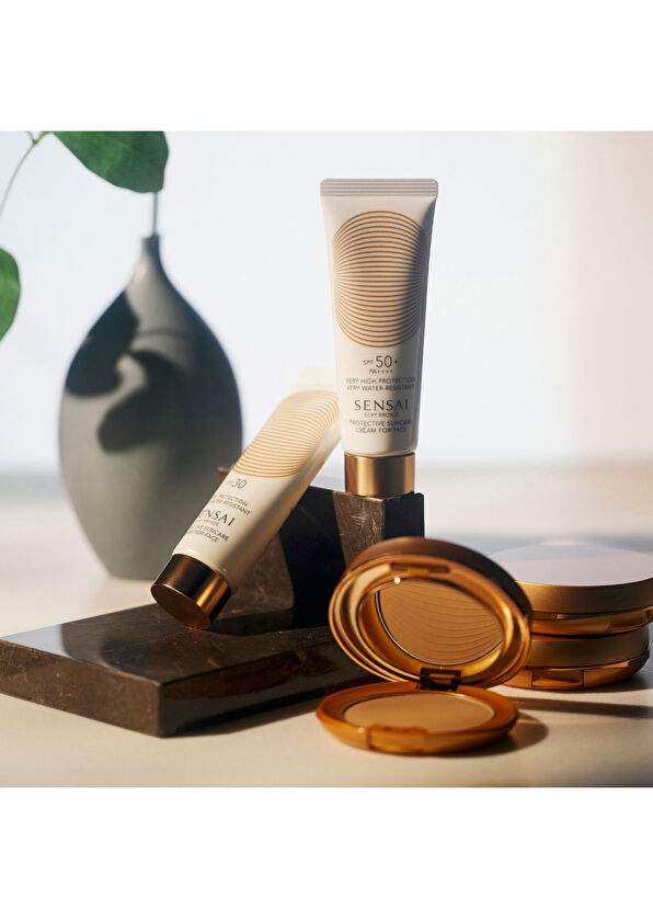 Sensai Silky Bronze Natural Packaging Compact Sc01 - 4