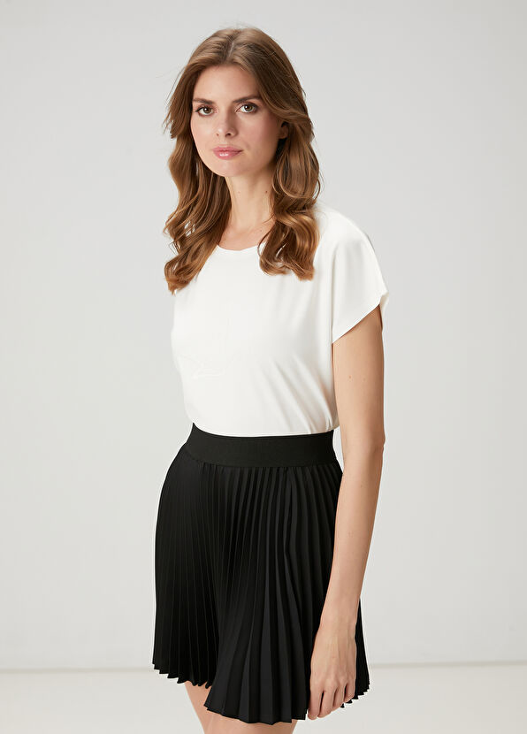 Beymen Club Kırık Beyaz Logo Nakışlı T-shirt - 1