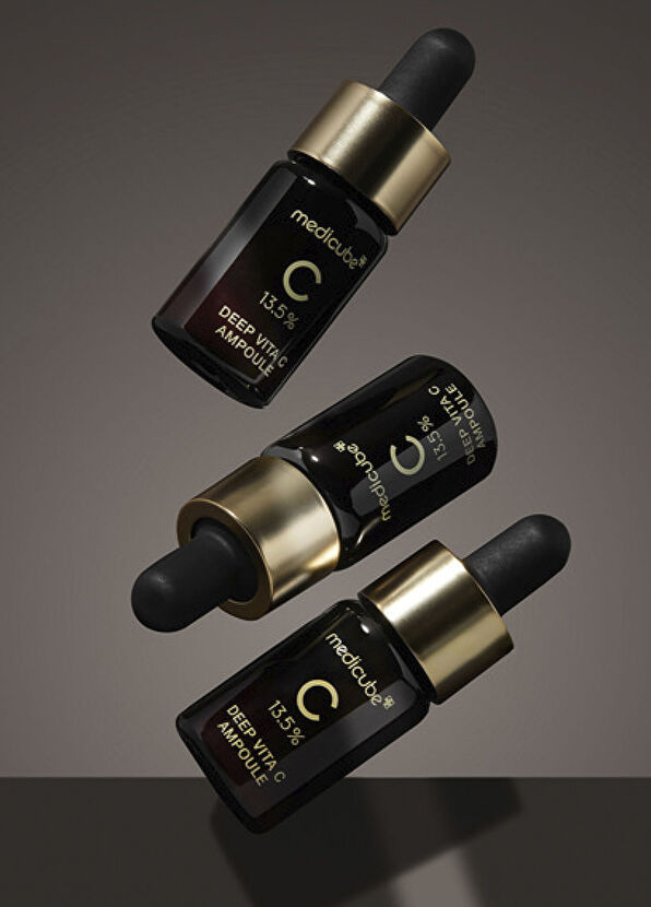 Medicube Deep Vita C Ampoule Koyu Leke ve İz Karşıtı Parlatıcı Saf C Vitamini Serumu 3 x 10 ml - 2