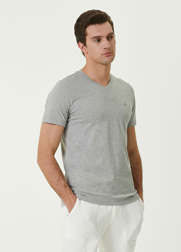 Beymen Club Gri V Yaka Kuş Nakışlı Basic T-shirt - 2