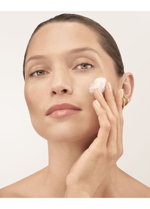 Lancome Absolue Rose Gel Cleanser - 3