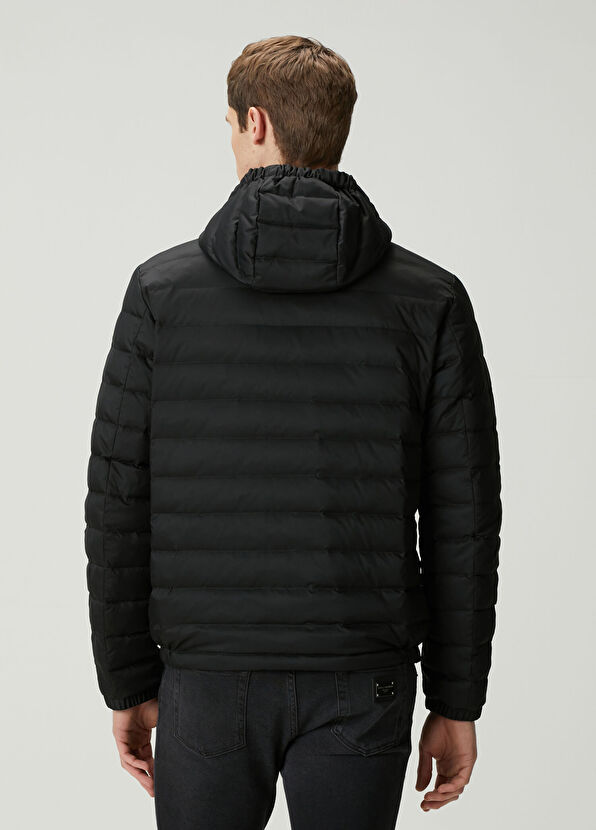 Siyah Kapüşonlu Puff Mont - Görsel 5