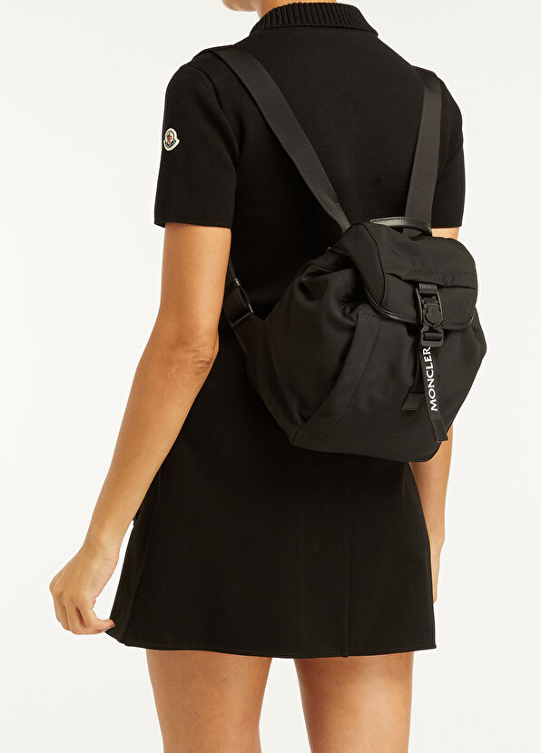 Moncler Siyah Logolu Kadın Sırt Çantası - 2