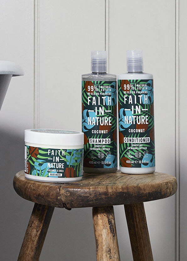 Faith In Nature Hindistan Cevizi Shea Yağı Kuru Saç Tipleri için Saç Bakım Maskesi - 2