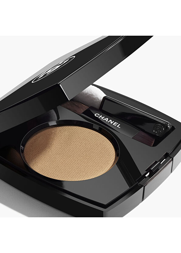 CHANEL Ombre Essentielle Eyeshadow 242 Beige Suede - 2