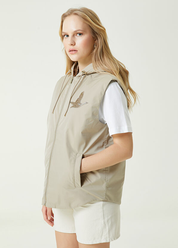 Beymen Club Bej Kapüşonlu Logo İşlemeli Yelek - 4