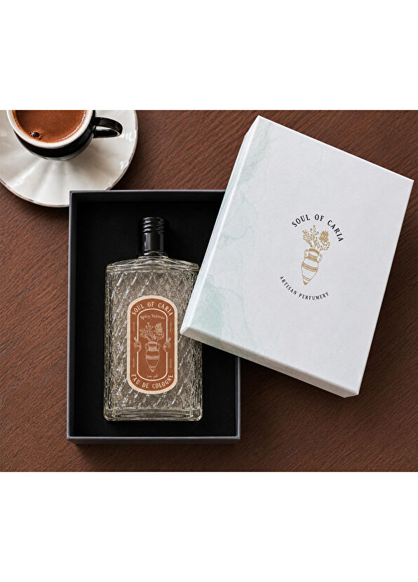 Soul of Caria Spicy Vetıver Artisan Kolonya 200 ml - 2