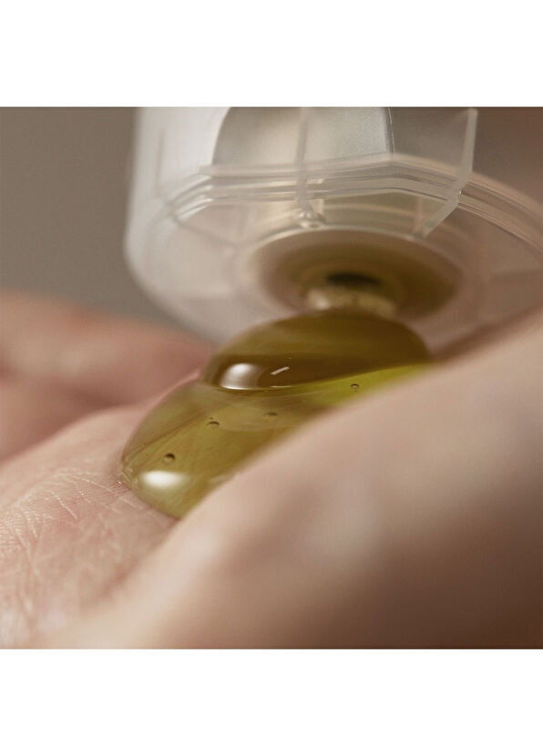 I’m From Mugwort Gel Cleanser %60 Mugwort Özlü Rahatlatıcı Cilt Temizleyici Jeli 150 ml - 2