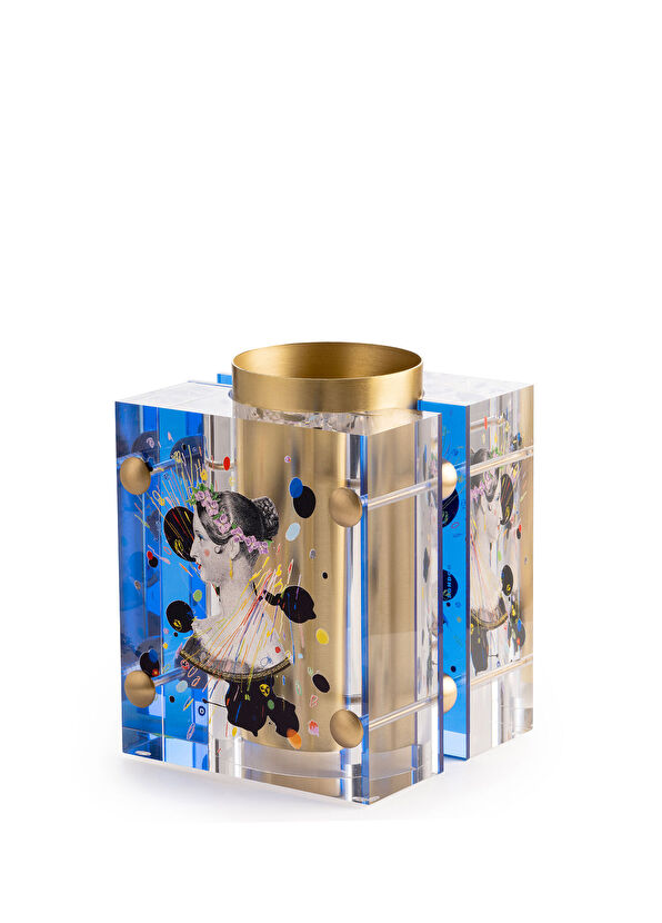 Astomeria Victoria Blue Printed Vase - 2