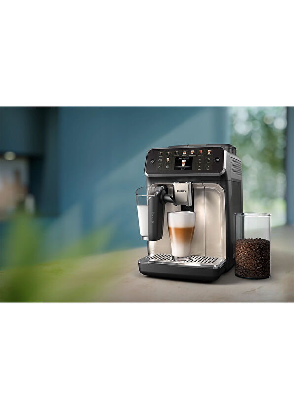 Philips EP5547/90 5500 Serisi LatteGo Tam Otomatik Espresso Makinesi - 3