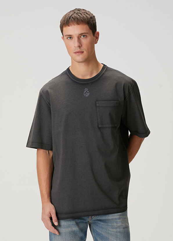 McQueen Siyah Colorblocked Detaylı T-shirt - 1