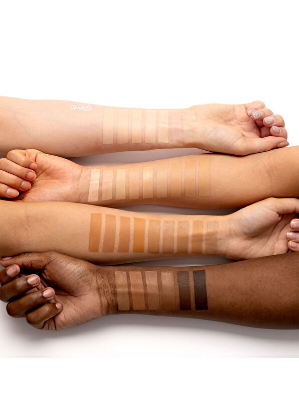 Caterpillar Mask Fit RED Cushion 28 N Oat 72 Hours Lasting Flawless Concealer Satin Finish Cushion Foundation 18 gr - 3