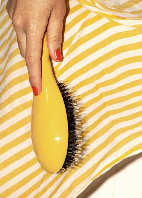 La Bonne Brosse Brosse Large No 2 Saffron Yellow - 2