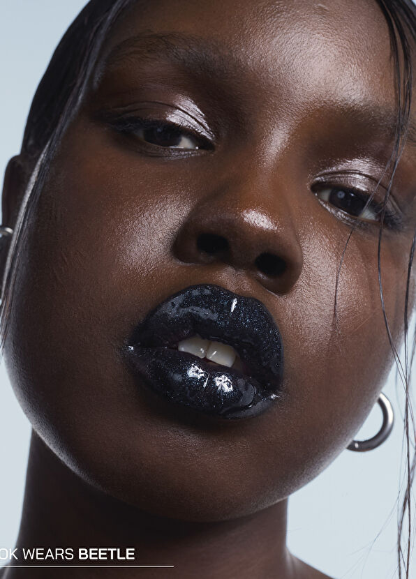 Isamaya Lip Lacq Bettle - 2