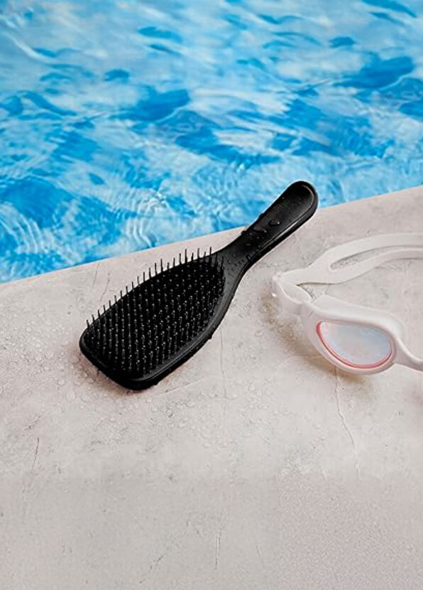 Tangle Teezer The Ultimate Wet Detangler Regular Black Hair Brush - 4