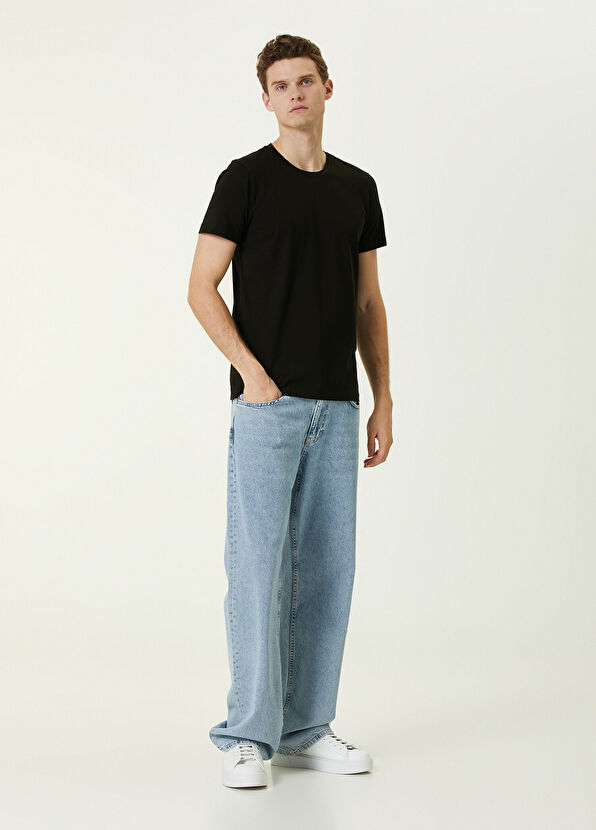 Academia Siyah Yıpratma Detaylı Basic T-shirt - 2