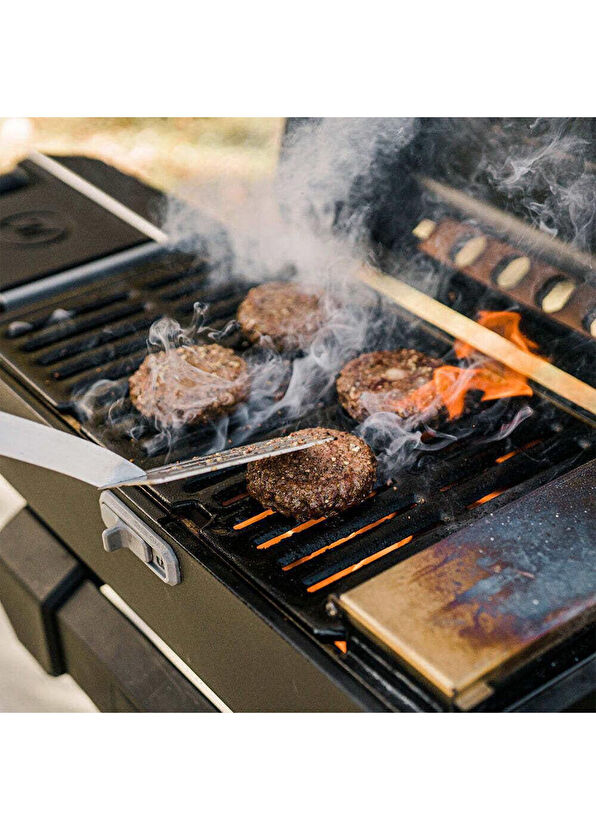 Masterbuilt Portable Charcoal Smoker Barbecue - 3