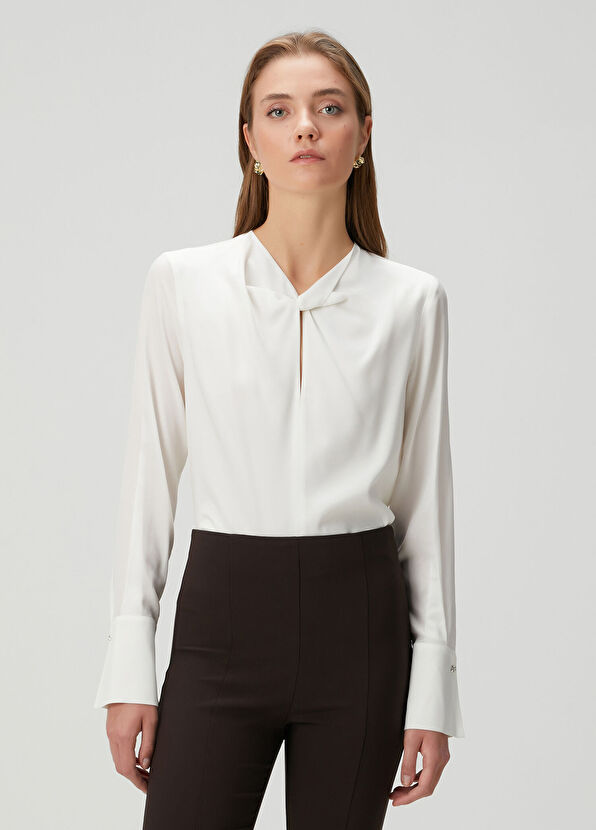 Kırık Beyaz Burgu Detaylı İpek Bluz - Görsel 2