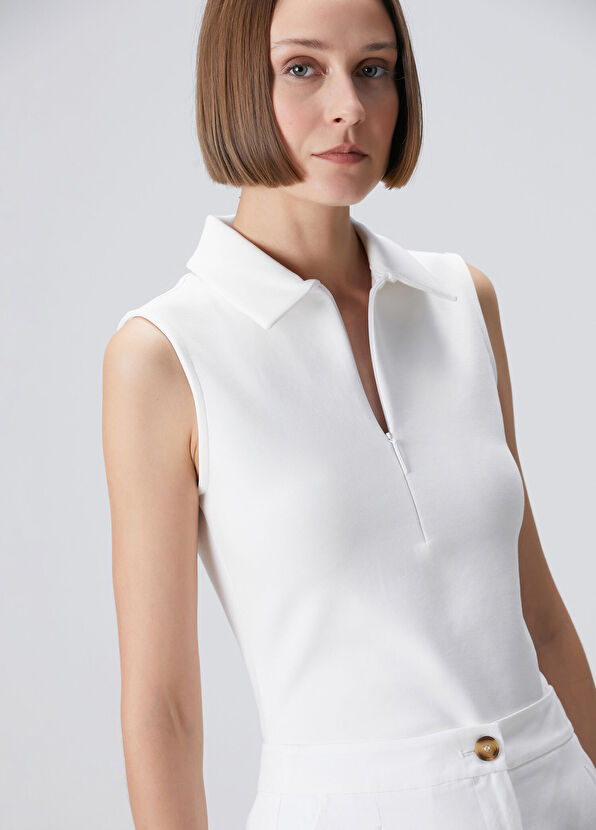 Beyaz Fermuarlı Polo Bluz - Görsel 3