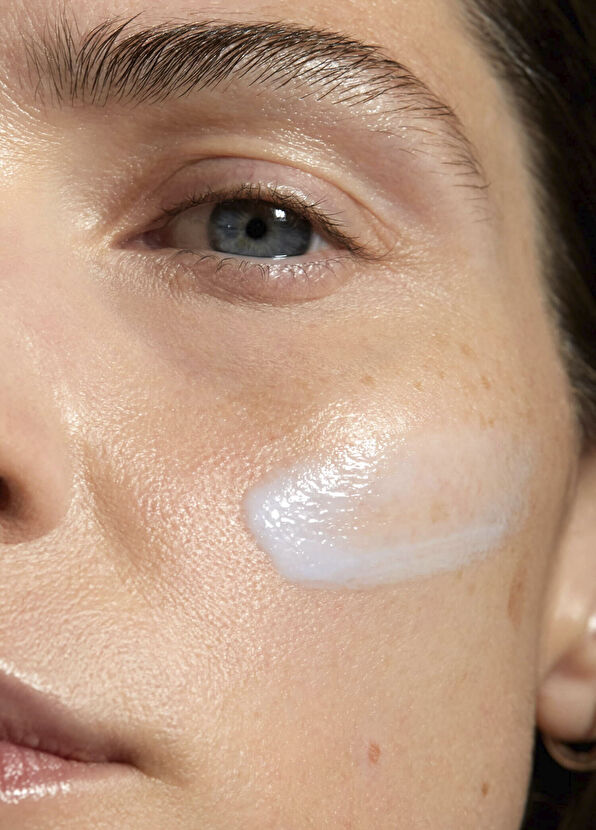 Mádara Retinol Alternative Plant-Based Anti-Aging Skin Serum 30 ml - 3