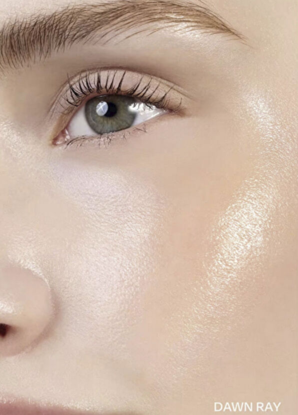 Hince True Dimension Radiance Balm Tp002 Dawn Ray Stick Parlatıcı ve Allık - 2