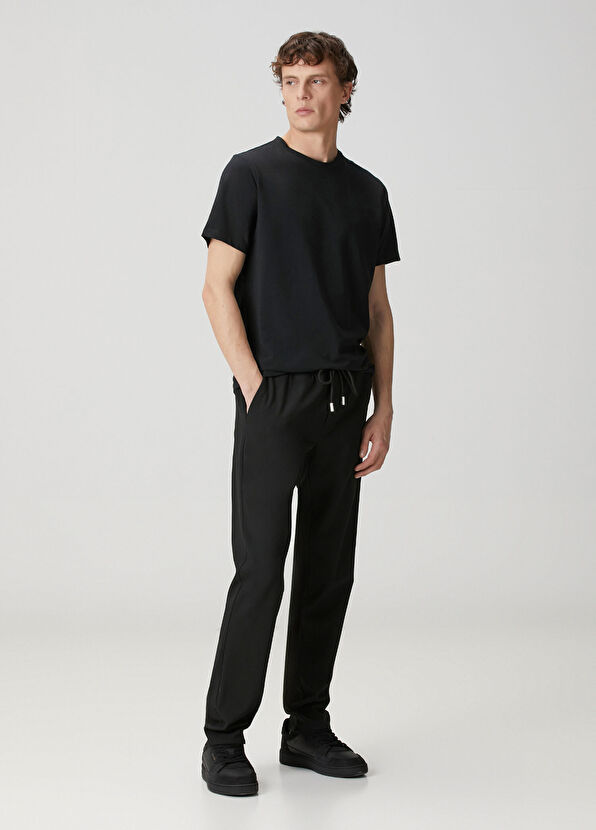 Academia Black Basic T-shirt - 3
