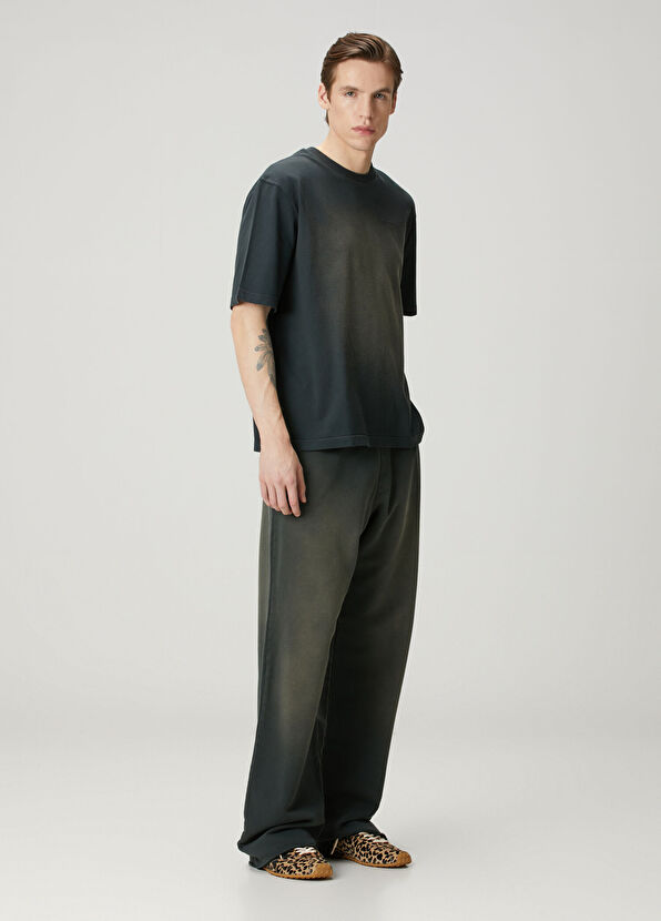 Golden Goose Grey Gradient Logo Embroidered T-Shirt - 2