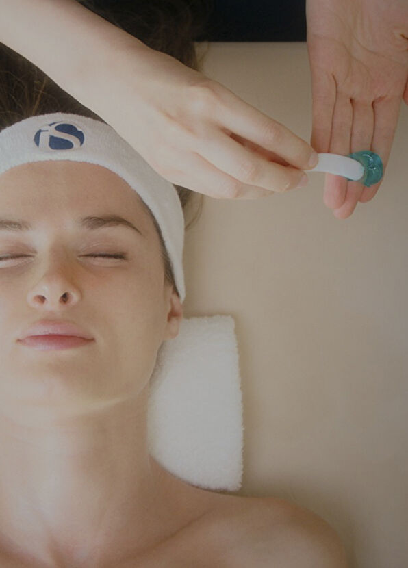 IS Clinical Rejuvenating Masque Nemlendirici Yatıştırıcı Jel Yüz Maskesi 120 gr - 2