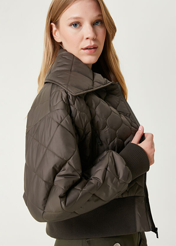 Beymen Club Khaki Crop Bomber Coat - 2