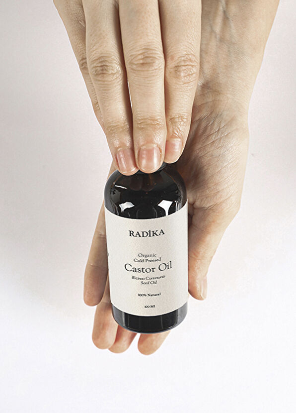 Radika Aromatherapy Castor Oil Organic Cold Pressed Carrier Hair and Skin Care Oil 100 ml - 2