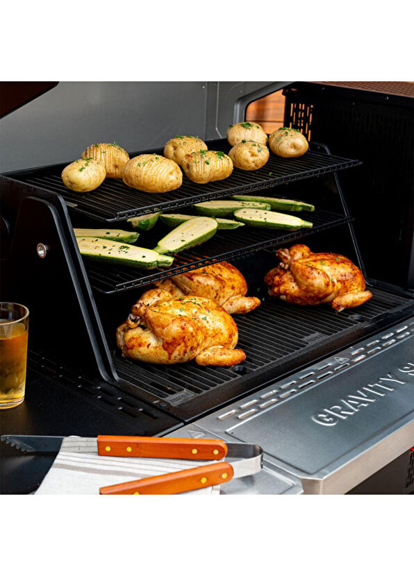 Masterbuilt Gravity Series 1150 Digital Charcoal Smoker Grill - 3