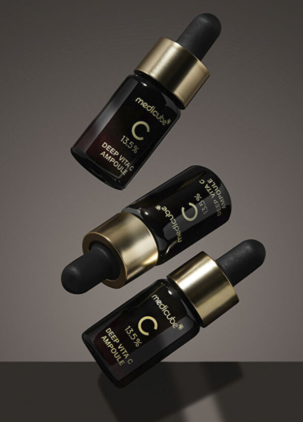 Medicube Deep Vita C Ampoule Koyu Leke ve İz Karşıtı Parlatıcı Saf C Vitamini Serumu 3 x 10 ml - 3