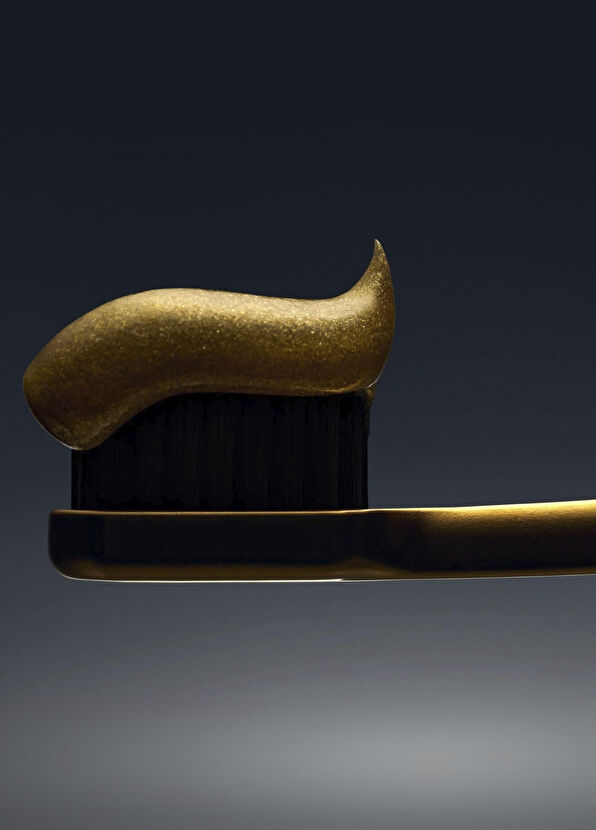 Aurezzi Mentol Aromalı 24 Ayar Altın Parçacıkları Gold Diş Macunu 75 ml - 4