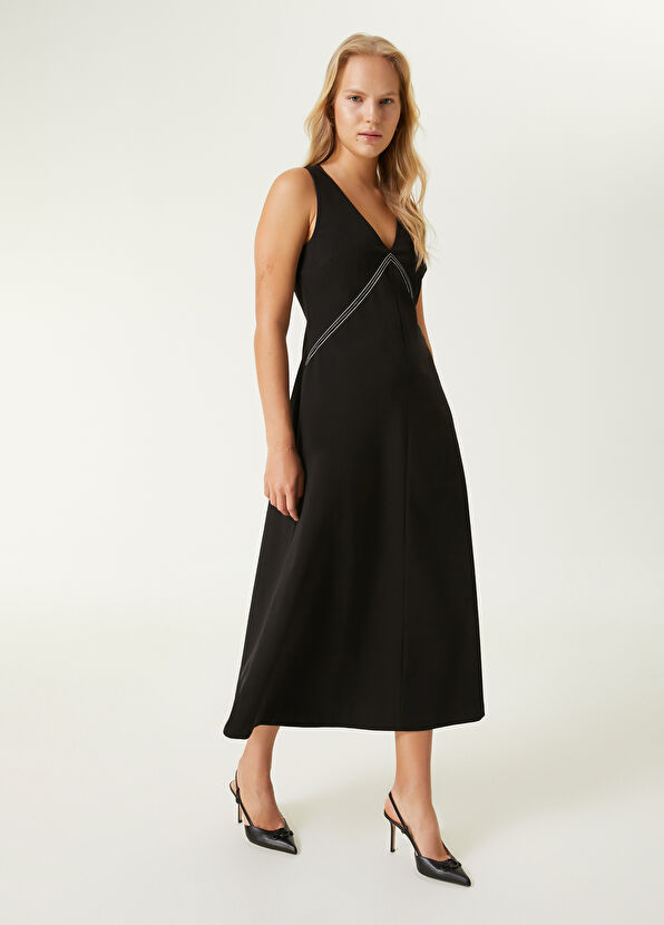 Beymen Club Siyah Zincir Detaylı Midi Evaze Jersey Elbise - 1