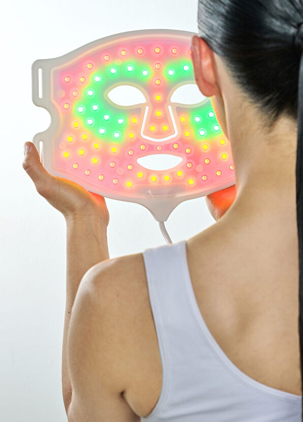 CurrentBody Skin Yaşlanma Karşıtı LED Yüz Maskesi + LED Boyun ve Dekolte Maskesi Cilt Bakım Cihazı - 3