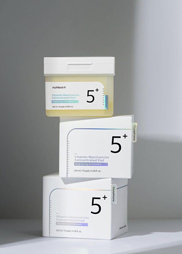 Numbuzin No.5 Vitamin Niacinamide Concentrated Skin Tone Equalizing and Anti-Dark Spot Tonic Pad 180 ml - 3